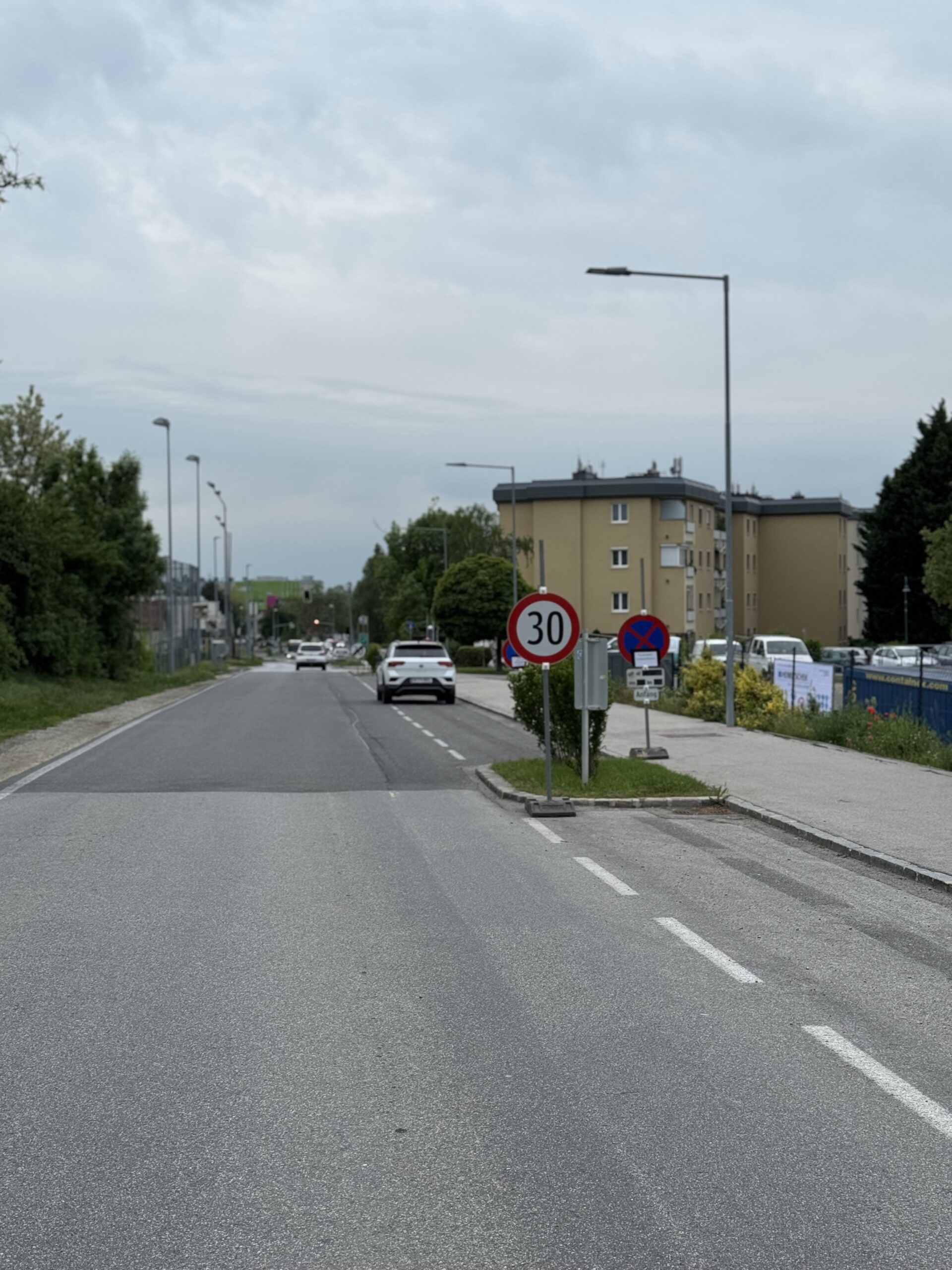 Geschwindigkeitsreduktion – Tempo 30km/h vor dem Kindergarten